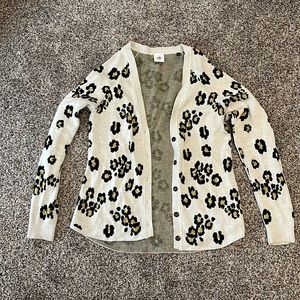 Like new Cabi gray cheetah print cardigan sweater. Small